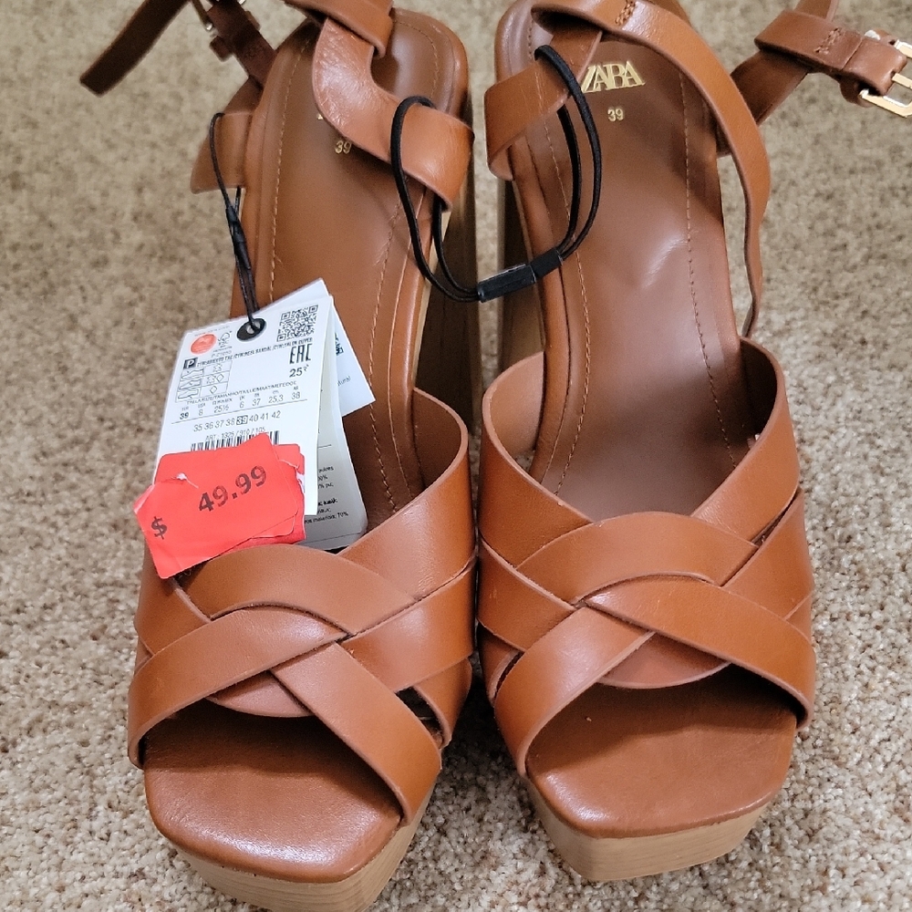 Zara Women's Brown Wedge Sandals